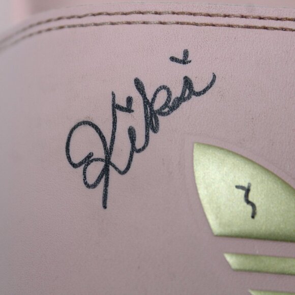 Adidas Women's ADILETTE LITE Mauve Slides Size 5 Signed Gymnast Madi Dagen & Kik - Picture 6 of 13